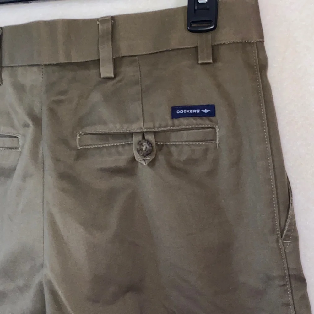 Dockers Men's Brown Straight fit Pants